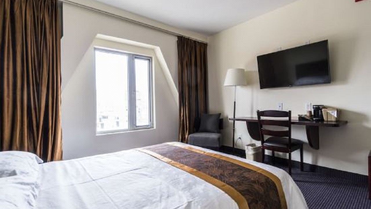 Photo of Bedroom in Flushing Chinatown