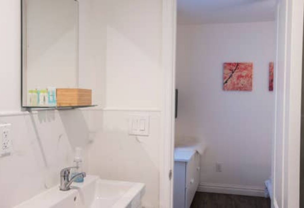 Photo of Bathroom in East Flushing