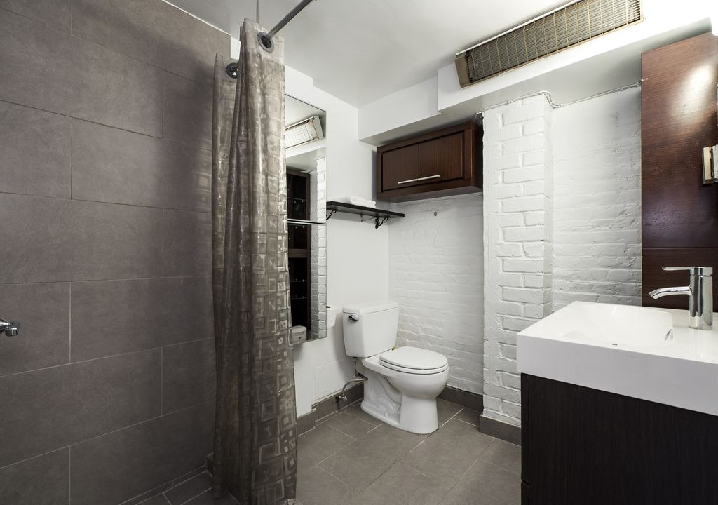 Photo of Bathroom in Kips Bay