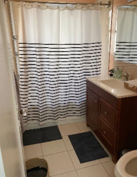 Photo of Bathroom in South Jamaica