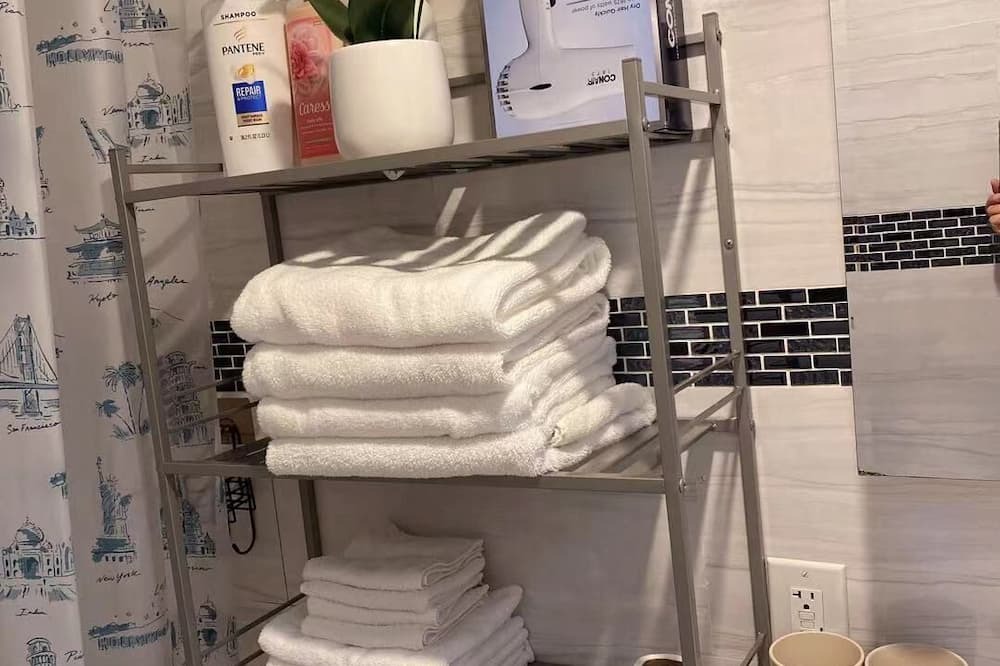 Photo of Bathroom in East Flushing