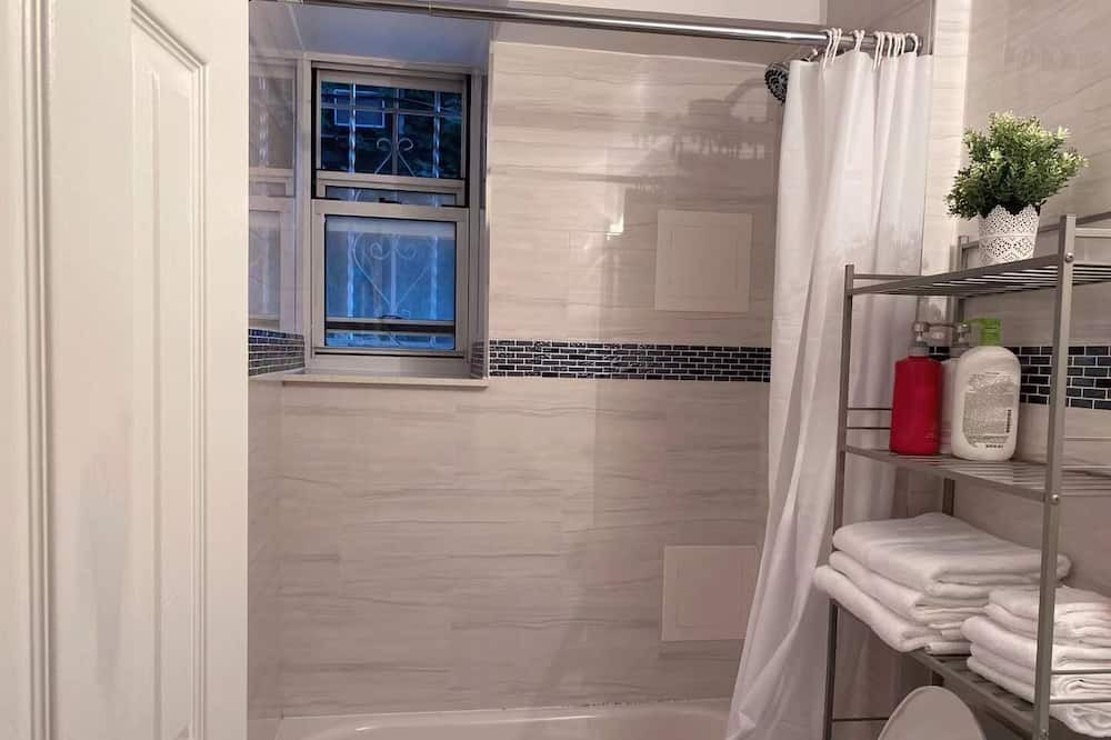 Photo of Bedroom in East Flushing