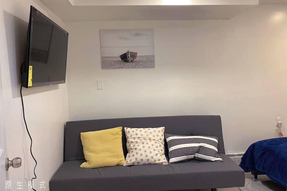 Photo of Bedroom in East Flushing