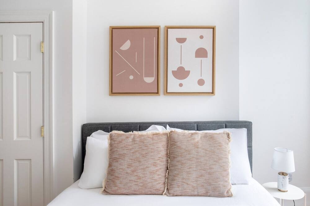Photo of Bedroom in Greenpoint