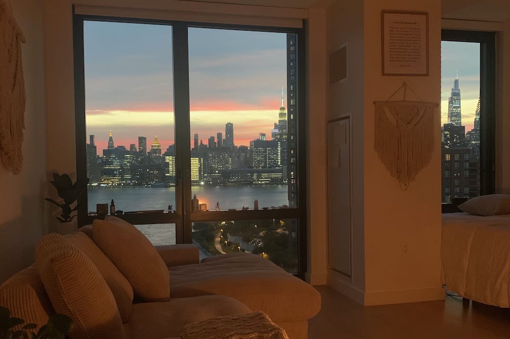Photo of Bedroom in Greenpoint