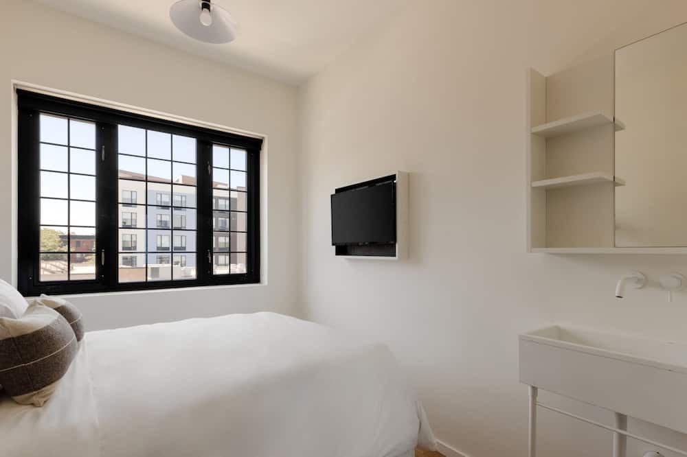 Photo of Bedroom in Gowanus