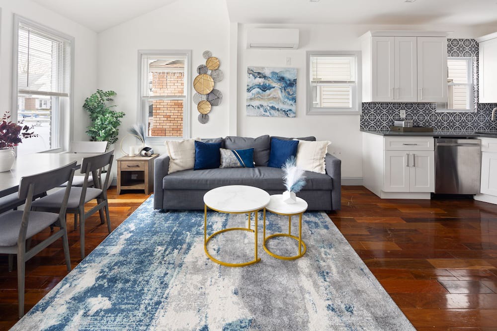 Photo of Livingroom in Queens