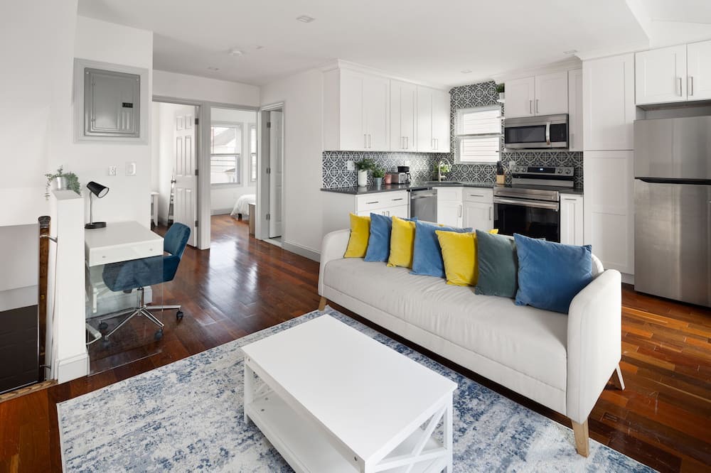 Photo of Livingroom in Queens