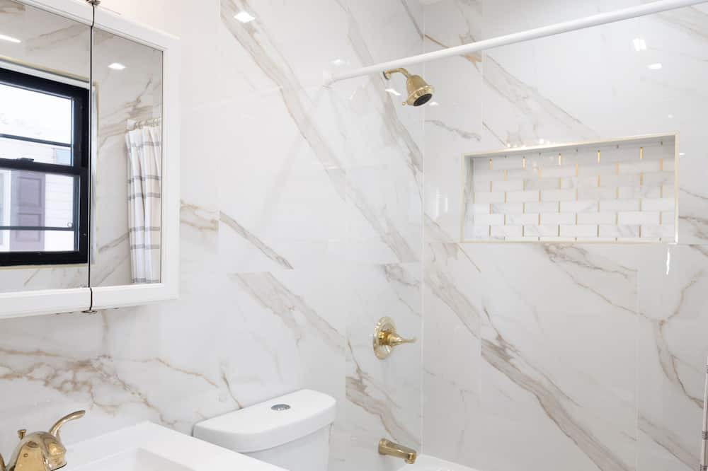 Photo of Bathroom in Queens