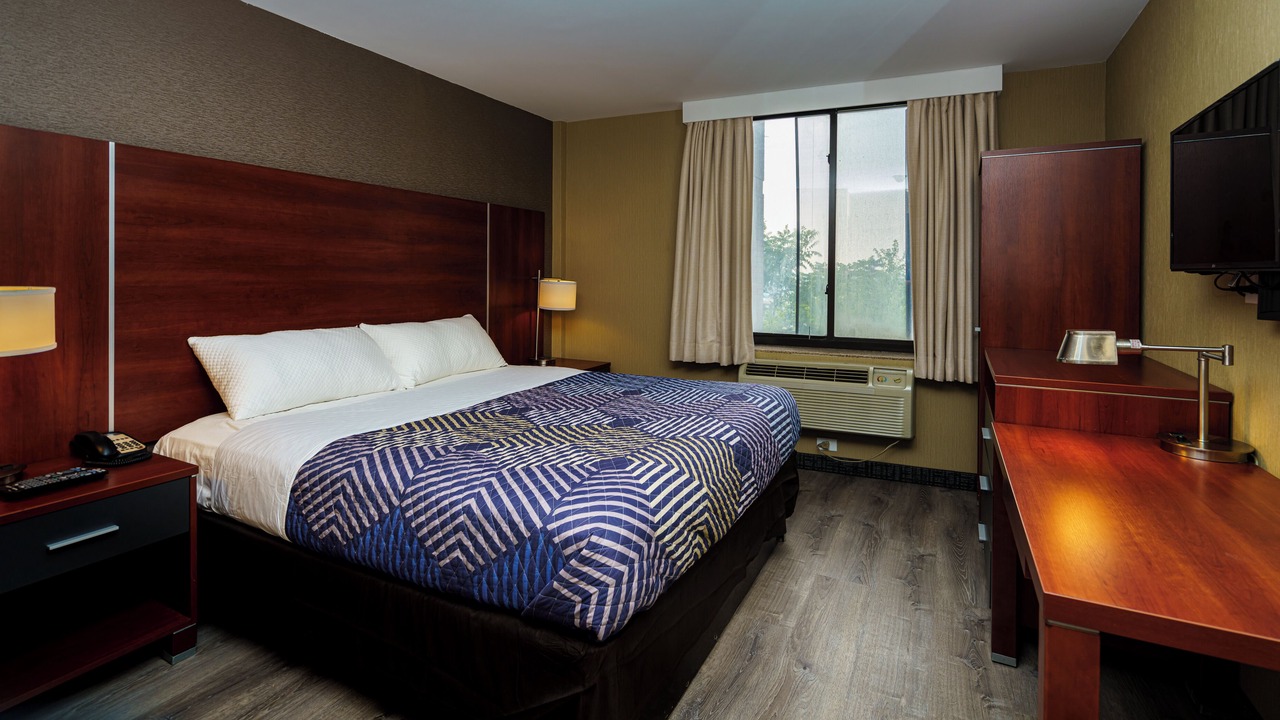 Photo of Bedroom in Flushing Chinatown
