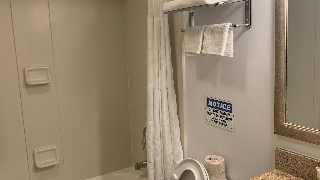 Photo of Bathroom in Flushing Chinatown