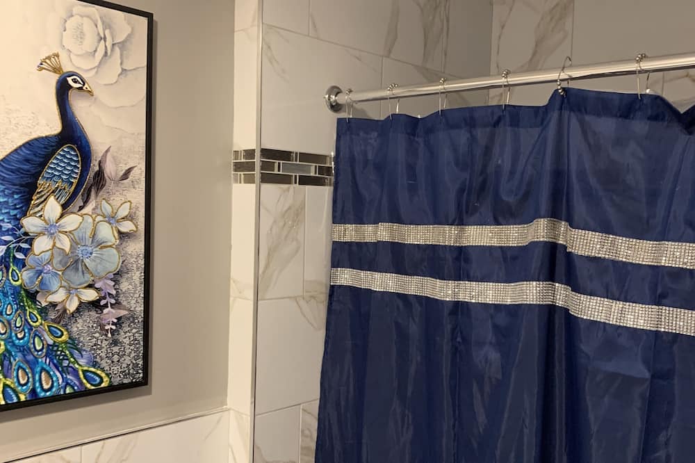 Photo of Bathroom in East New York