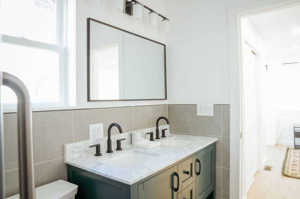 Photo of Bathroom in Queens