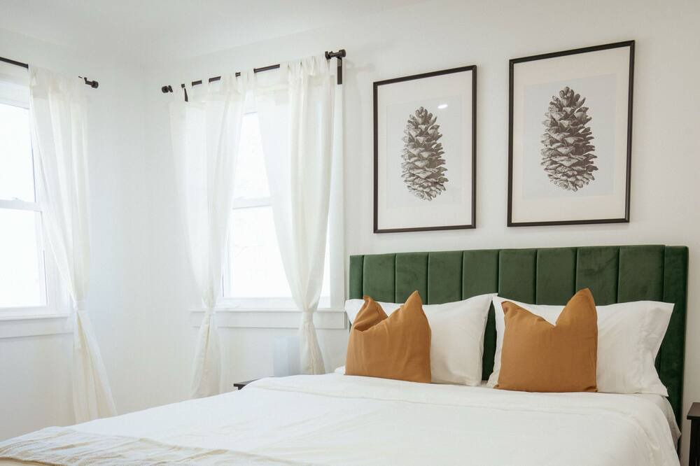 Photo of Bedroom in Queens