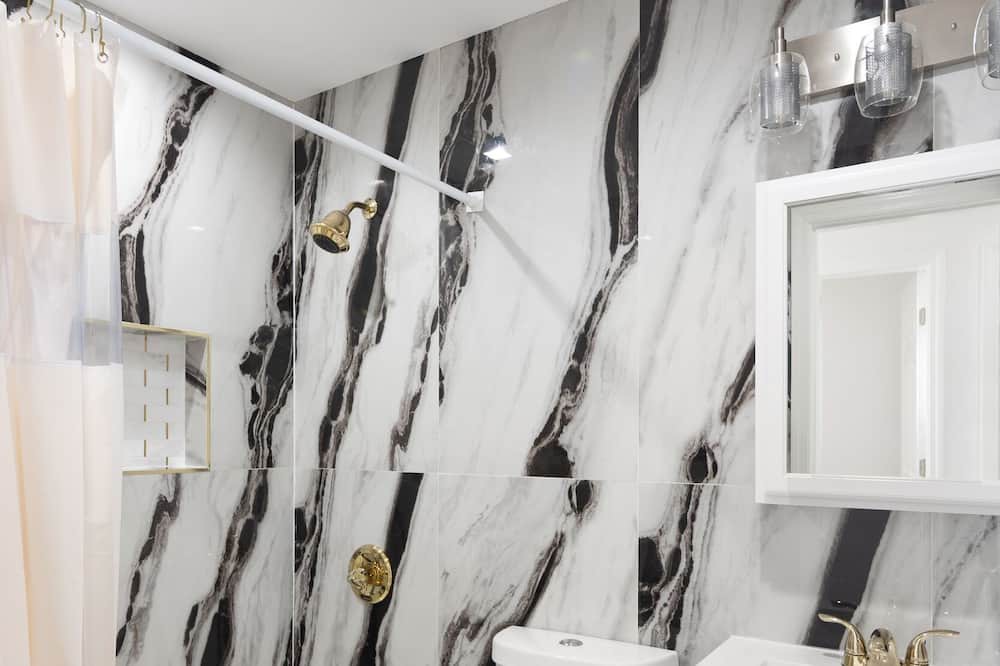Photo of Bathroom in Queens