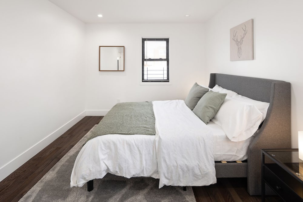 Photo of Bedroom in Queens