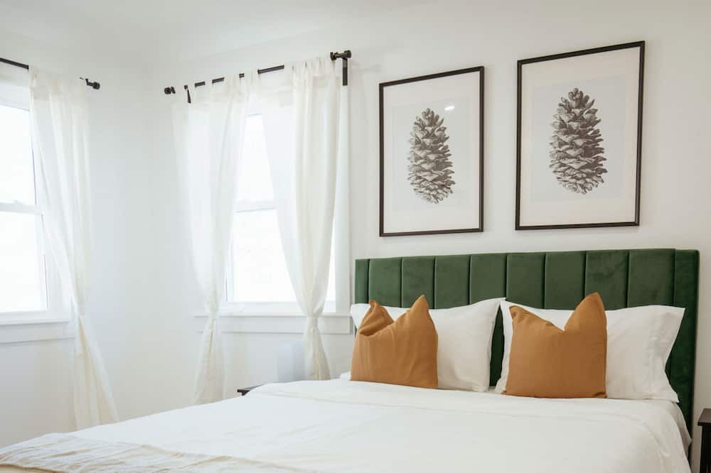 Photo of Bedroom in Queens