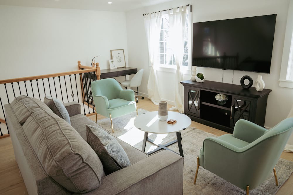 Photo of Livingroom in Queens