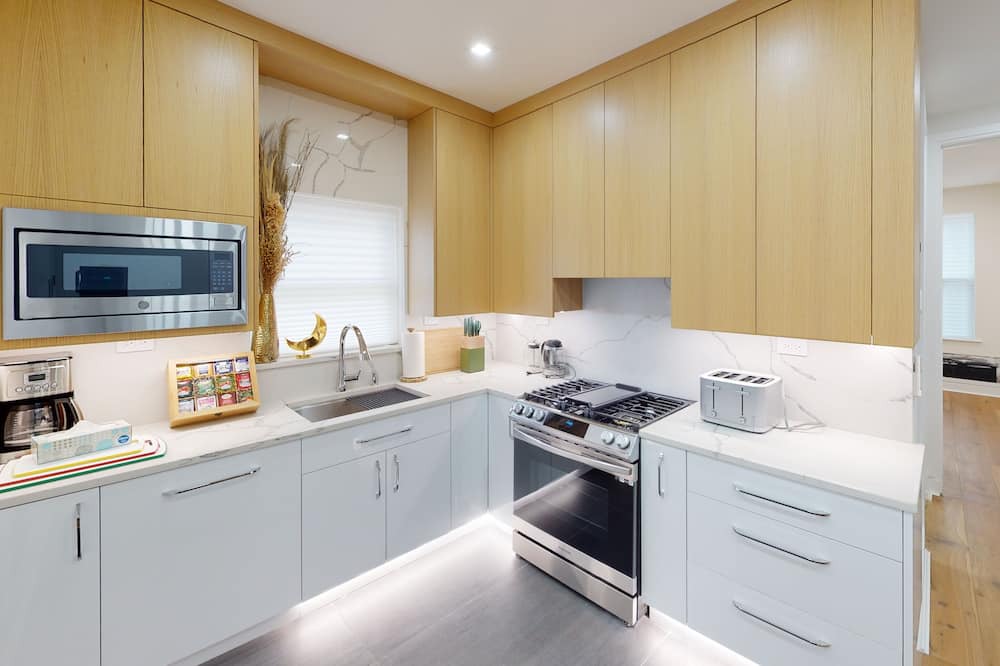 Photo of Kitchen in Sheepshead Bay