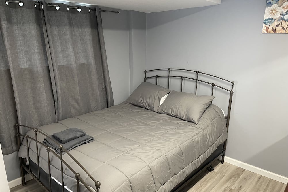 Photo of Bedroom in Prince's Bay