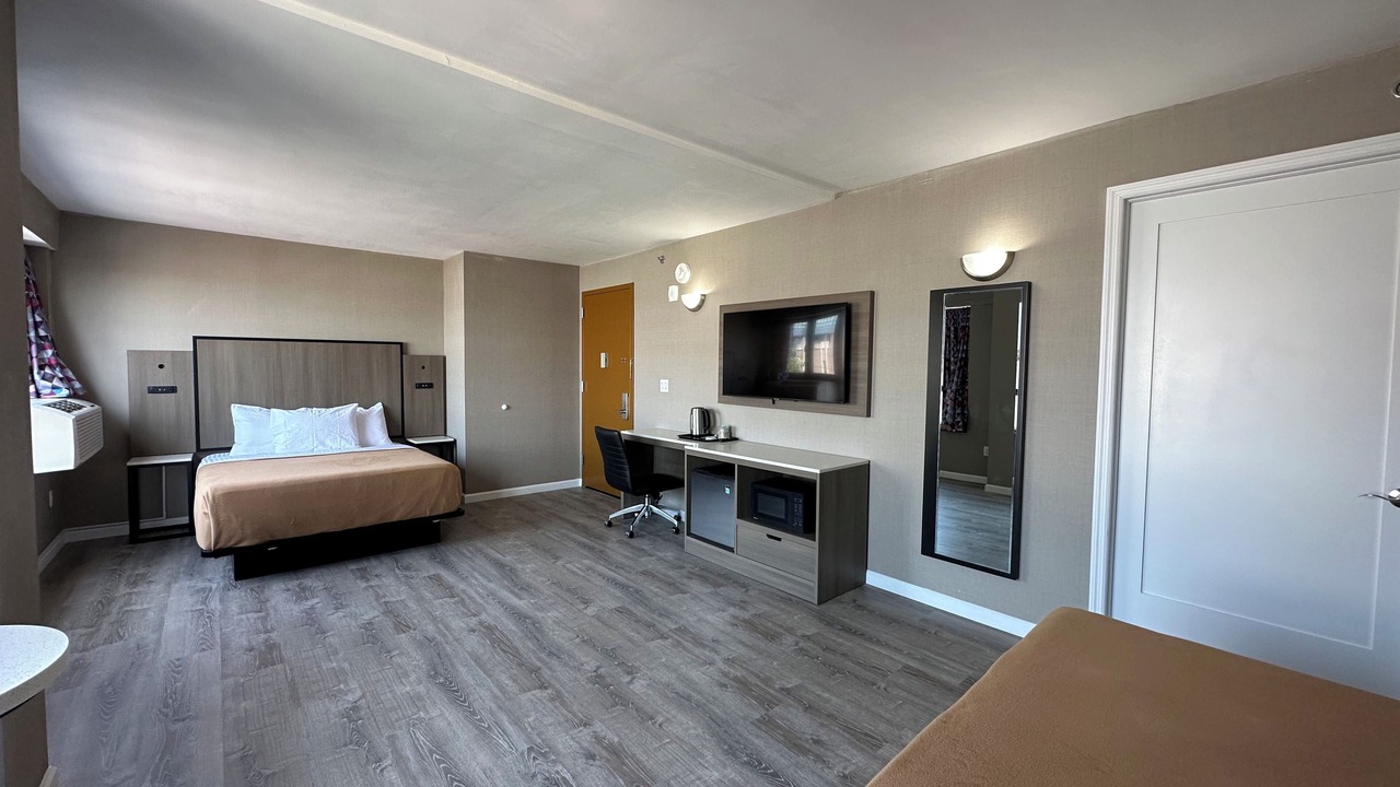Photo of Bedroom in Flushing Chinatown