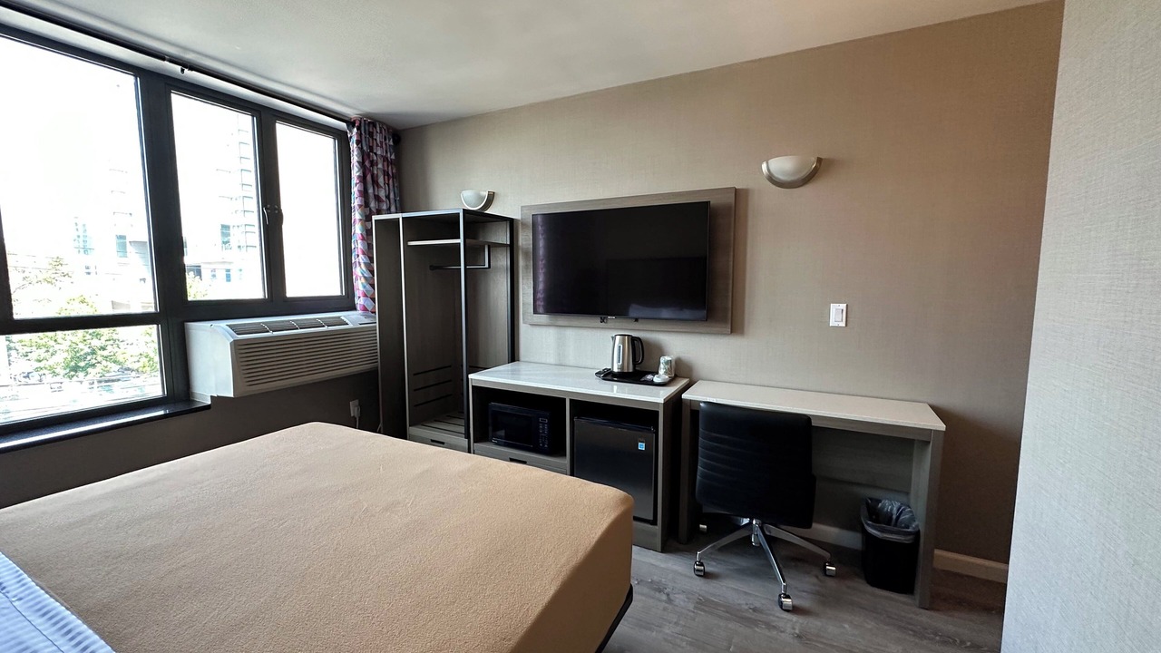Photo of Bedroom in Flushing Chinatown