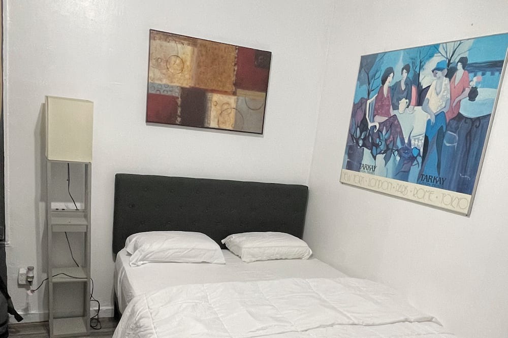 Photo of Bedroom in University Heights