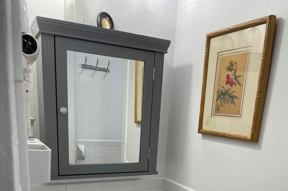 Photo of Bathroom in University Heights
