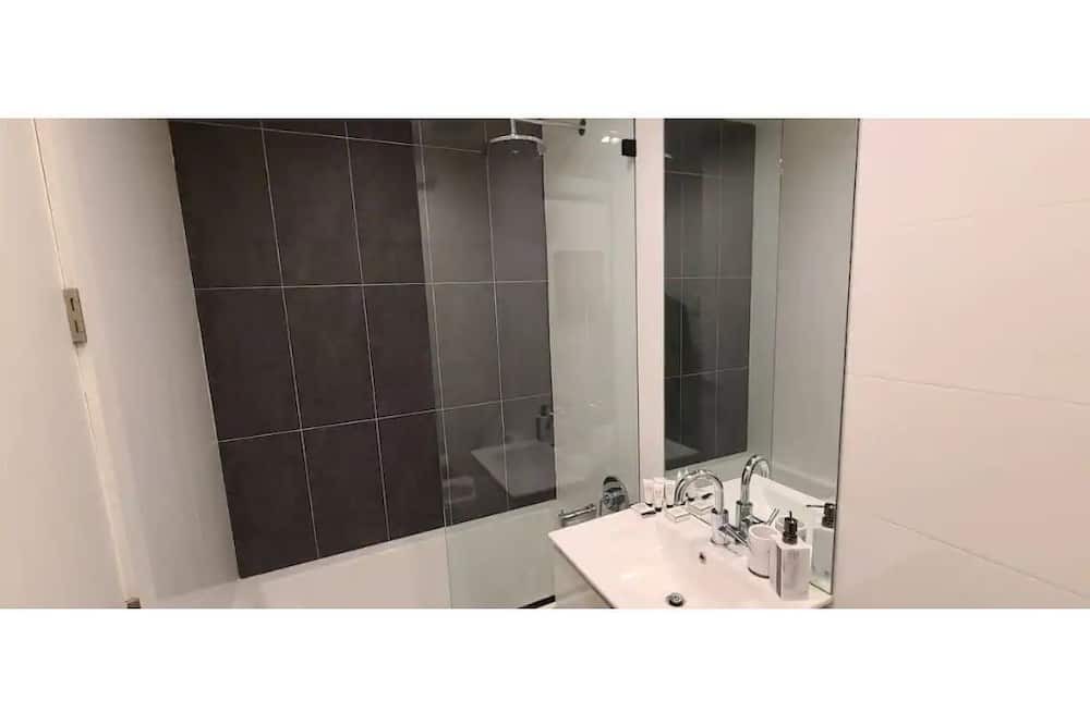 Photo of Bathroom in Wingate