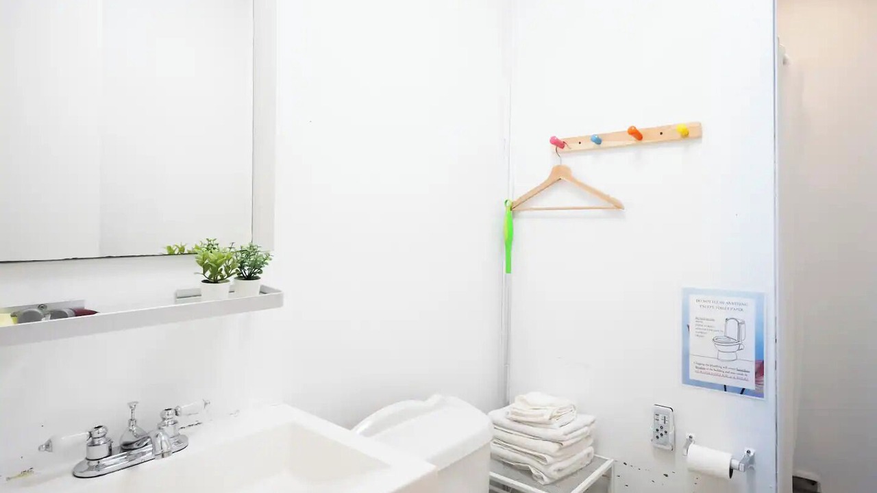 Photo of Bathroom in East Flushing