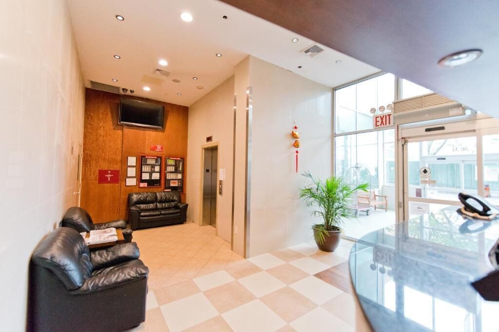Photo of Livingroom in Flushing Chinatown