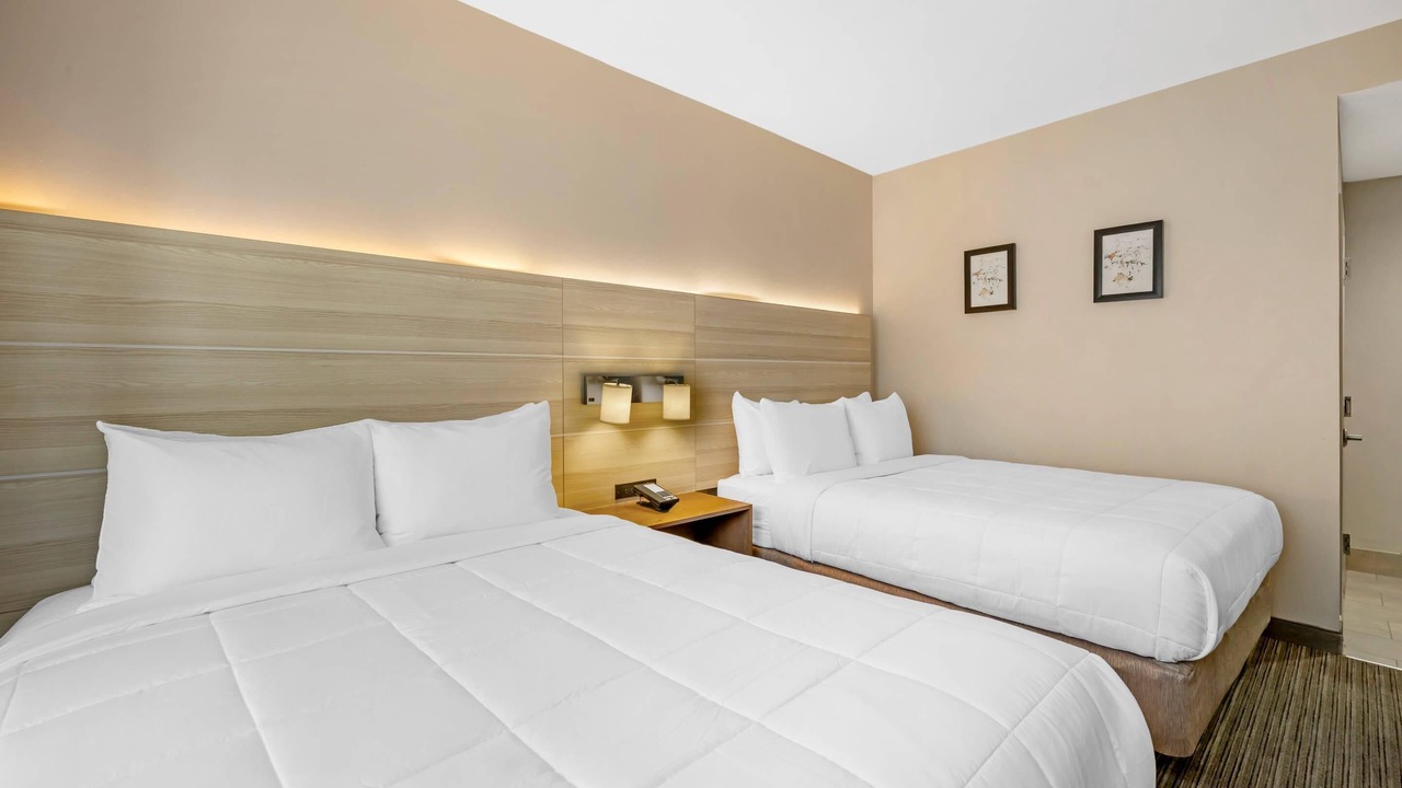 Photo of Bedroom in Travis - Chelsea