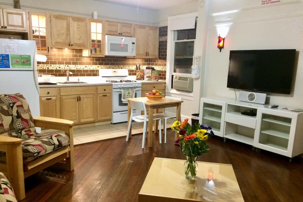 Photo of Livingroom in Queens