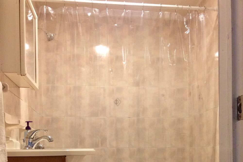Photo of Bathroom in Queens