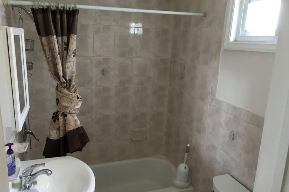 Photo of Bathroom in Queens