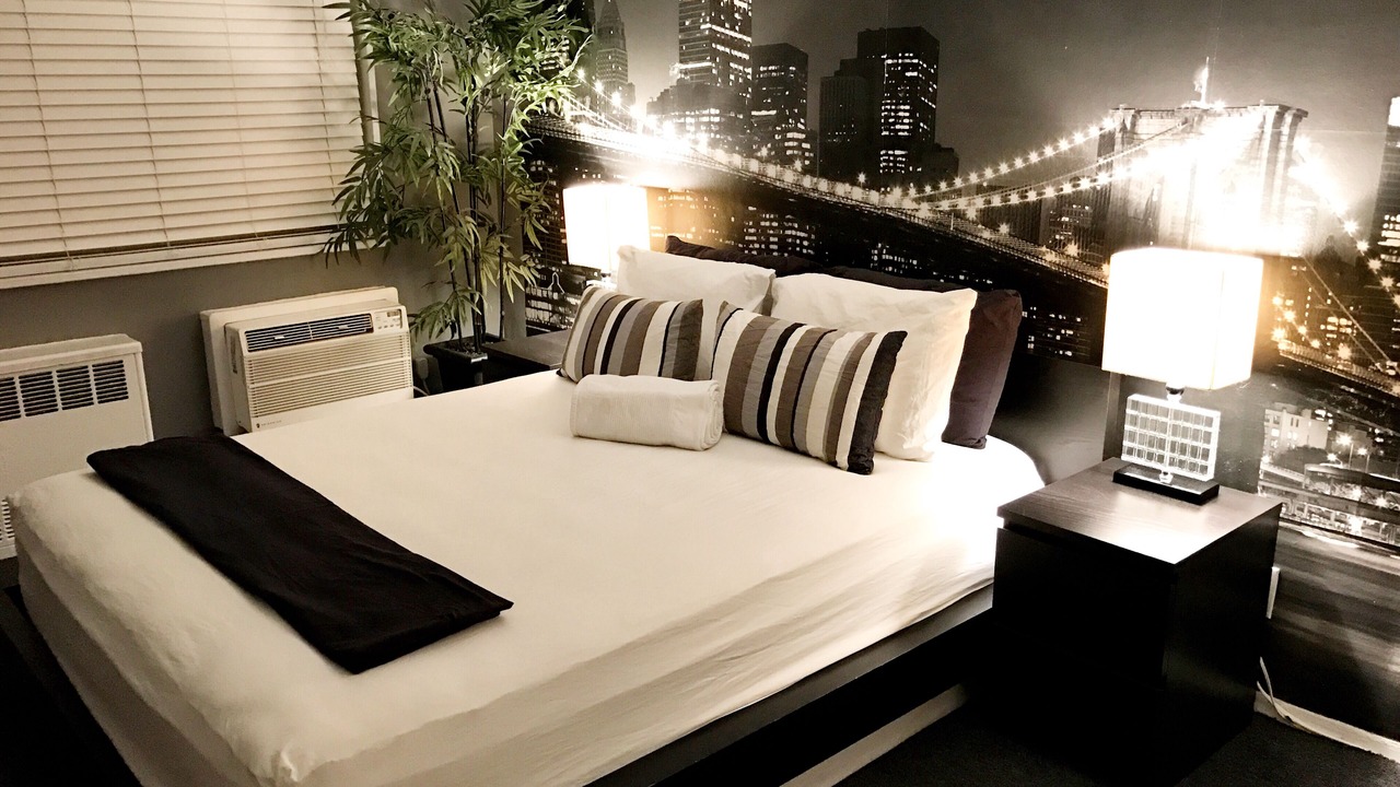Photo of Bedroom in Spuyten Duyvil