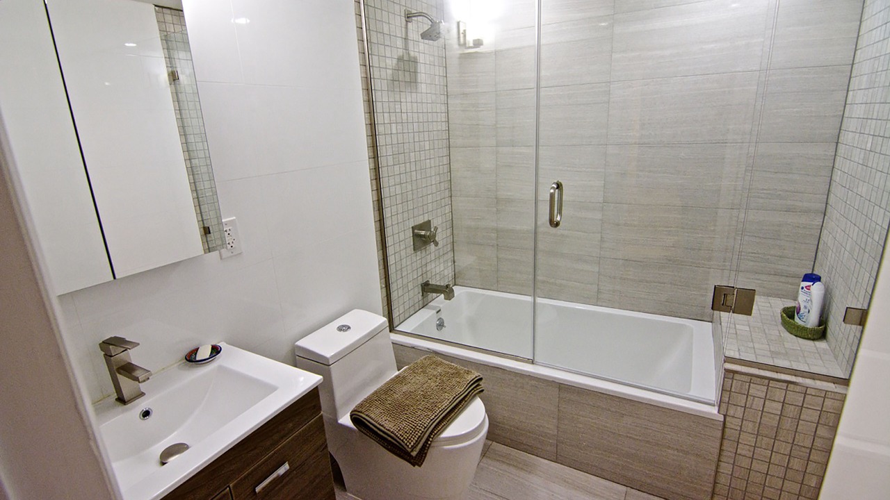 Photo of Bathroom in Bedford-Stuyvesant