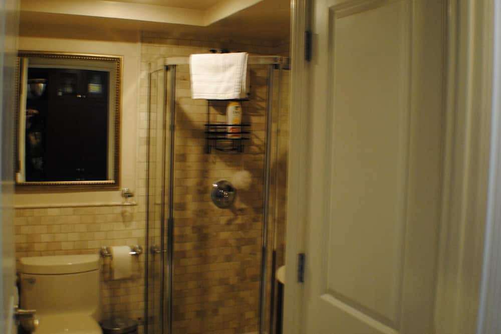 Photo of Bathroom in Park Slope