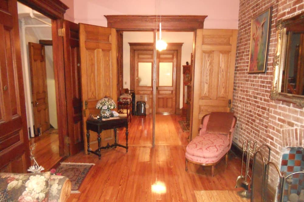 Photo of Bedroom in Upper Manhattan