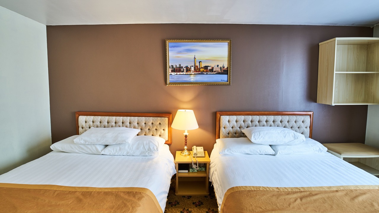 Photo of Bedroom in Flushing Chinatown