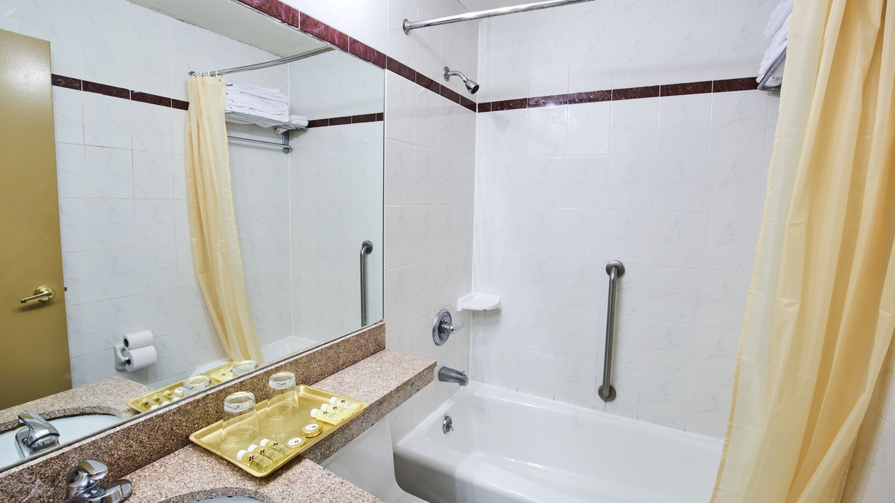 Photo of Bathroom in Flushing Chinatown