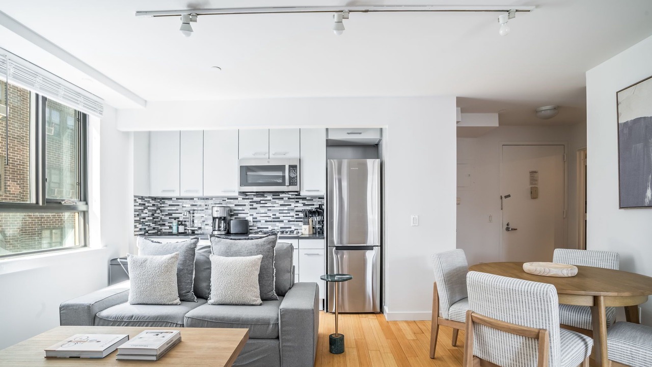 Photo of Livingroom in Ukrainian Village