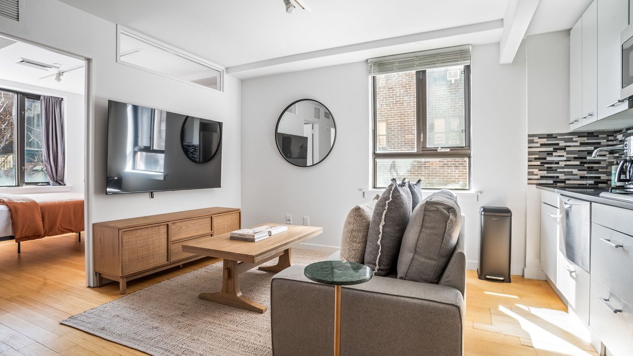 Photo of Livingroom in Ukrainian Village