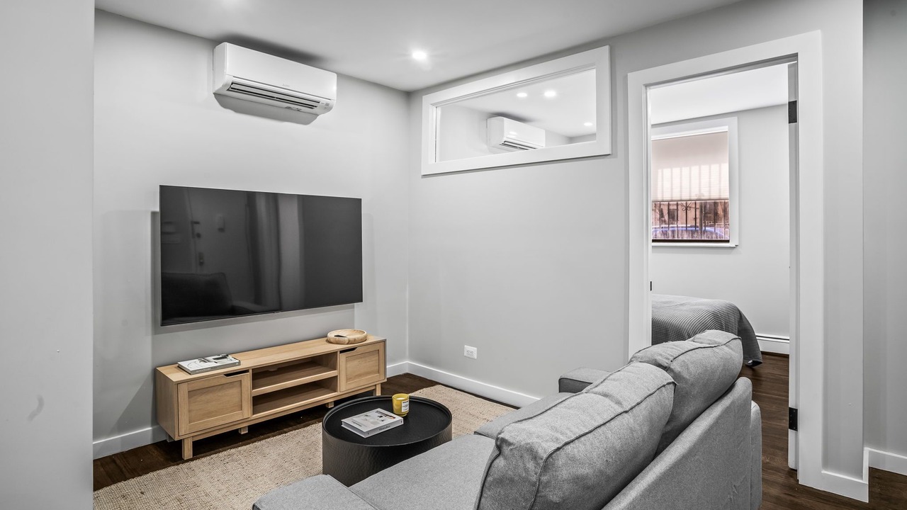 Photo of Livingroom in Ukrainian Village