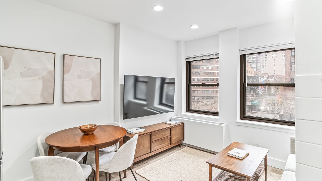Photo of Kitchen in Tudor City