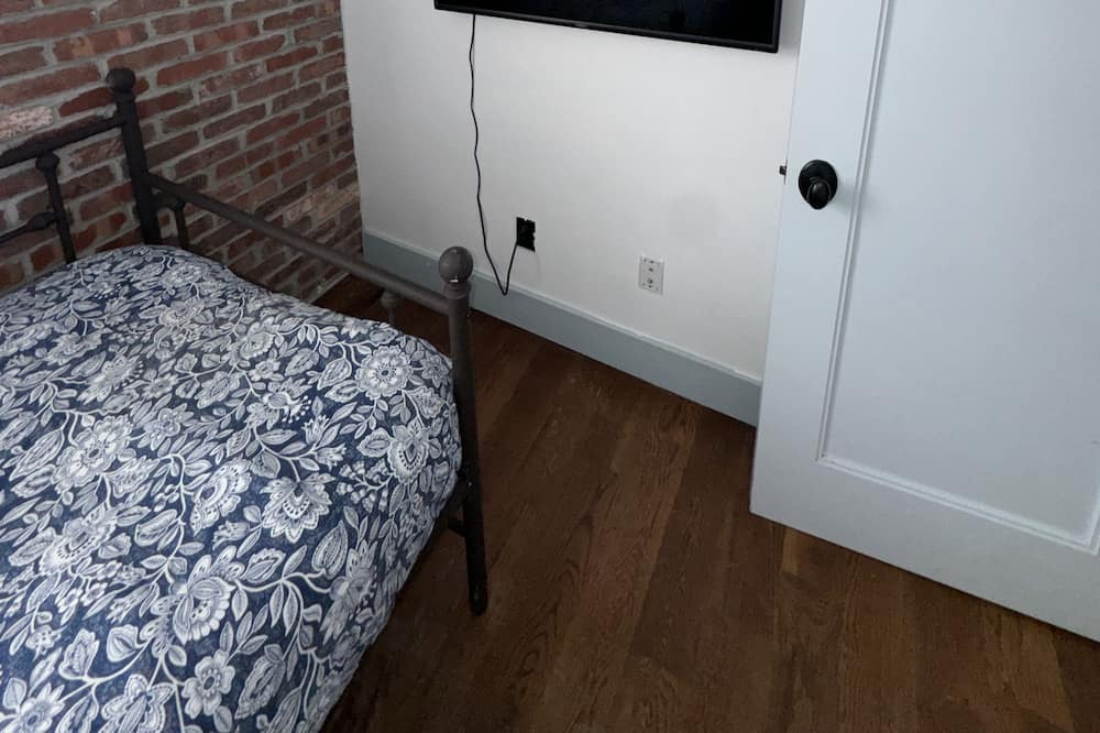 Photo of Bedroom in Bedford-Stuyvesant