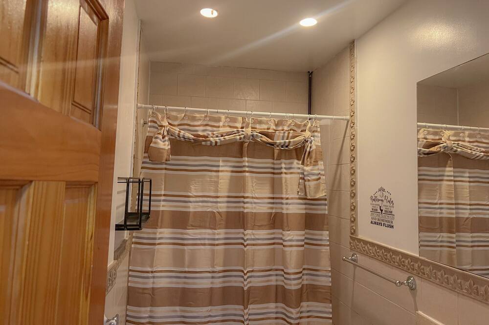 Photo of Bathroom in Queens