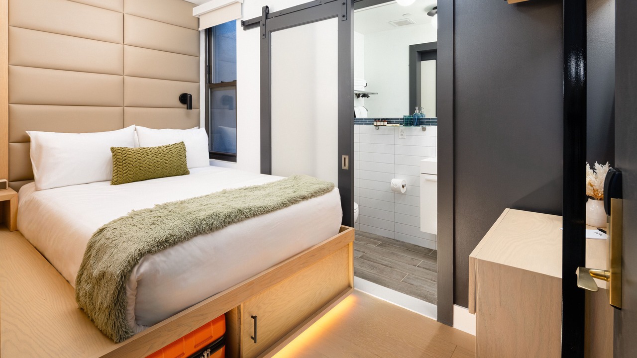 Photo of Bedroom in Midtown East