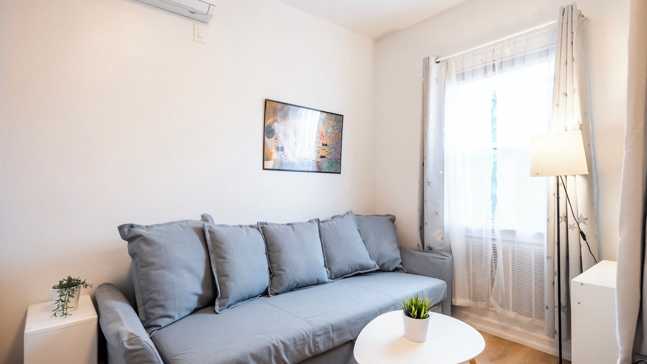 Photo of Livingroom in Queens