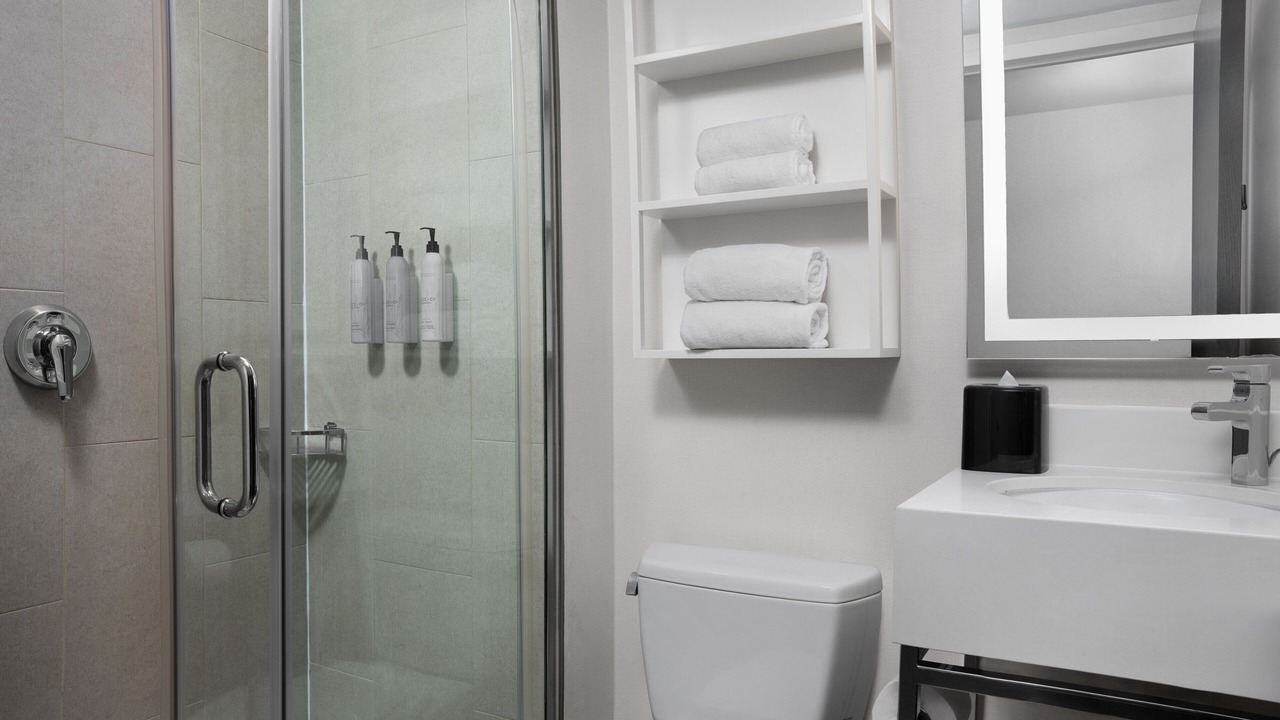 Photo of Bathroom in Lincoln Square